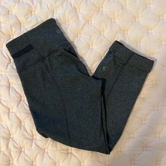 Women’s Lululemon dark gray capri - Picture 1 of 4